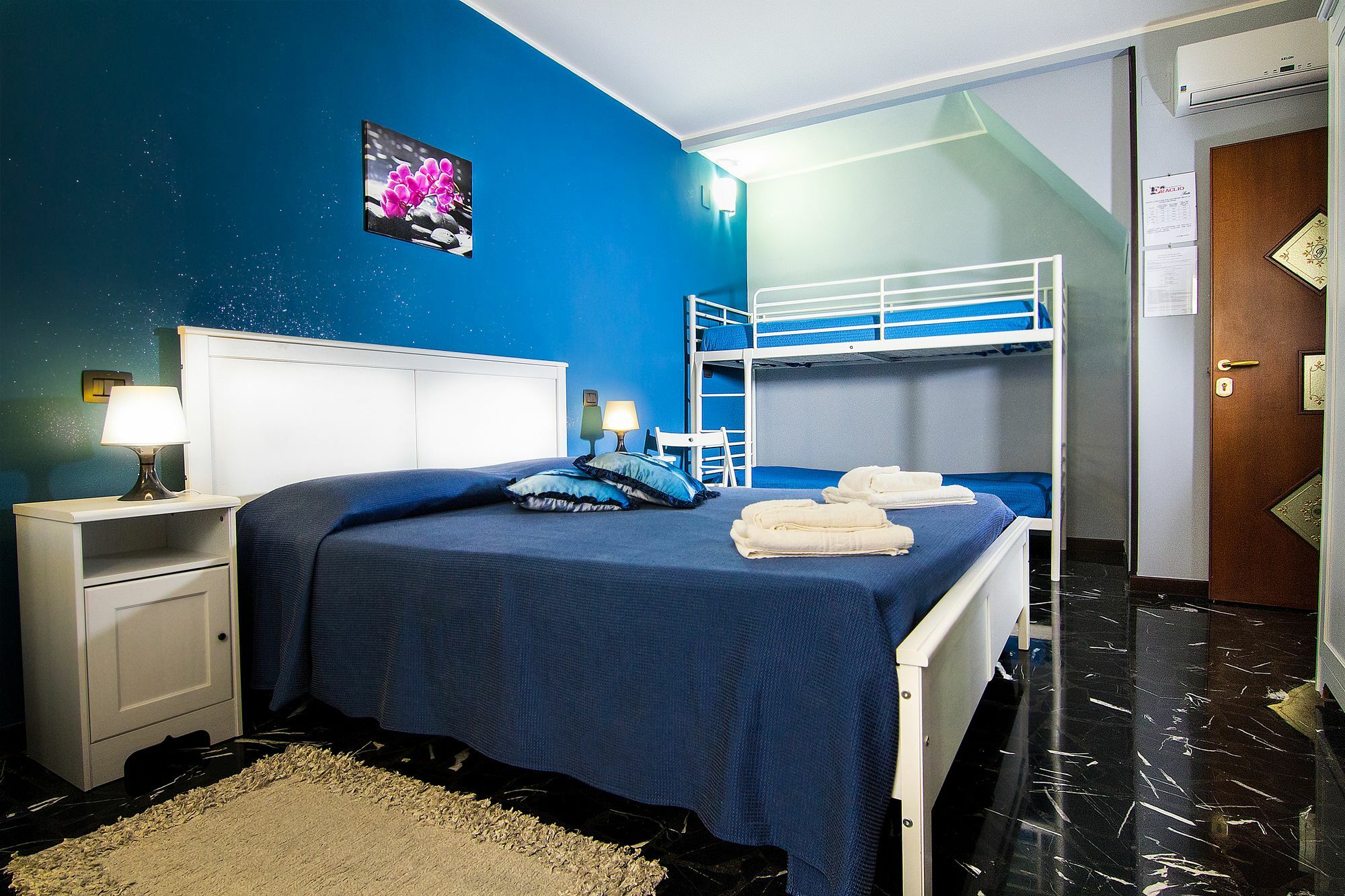 B&B Eraclio Suite Barletta Eksteriør bilde
